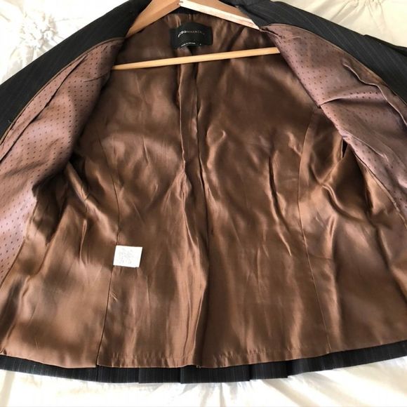 V BCBG Blazer Brown With Light Blue Pinstripes S - Picture 3 of 8